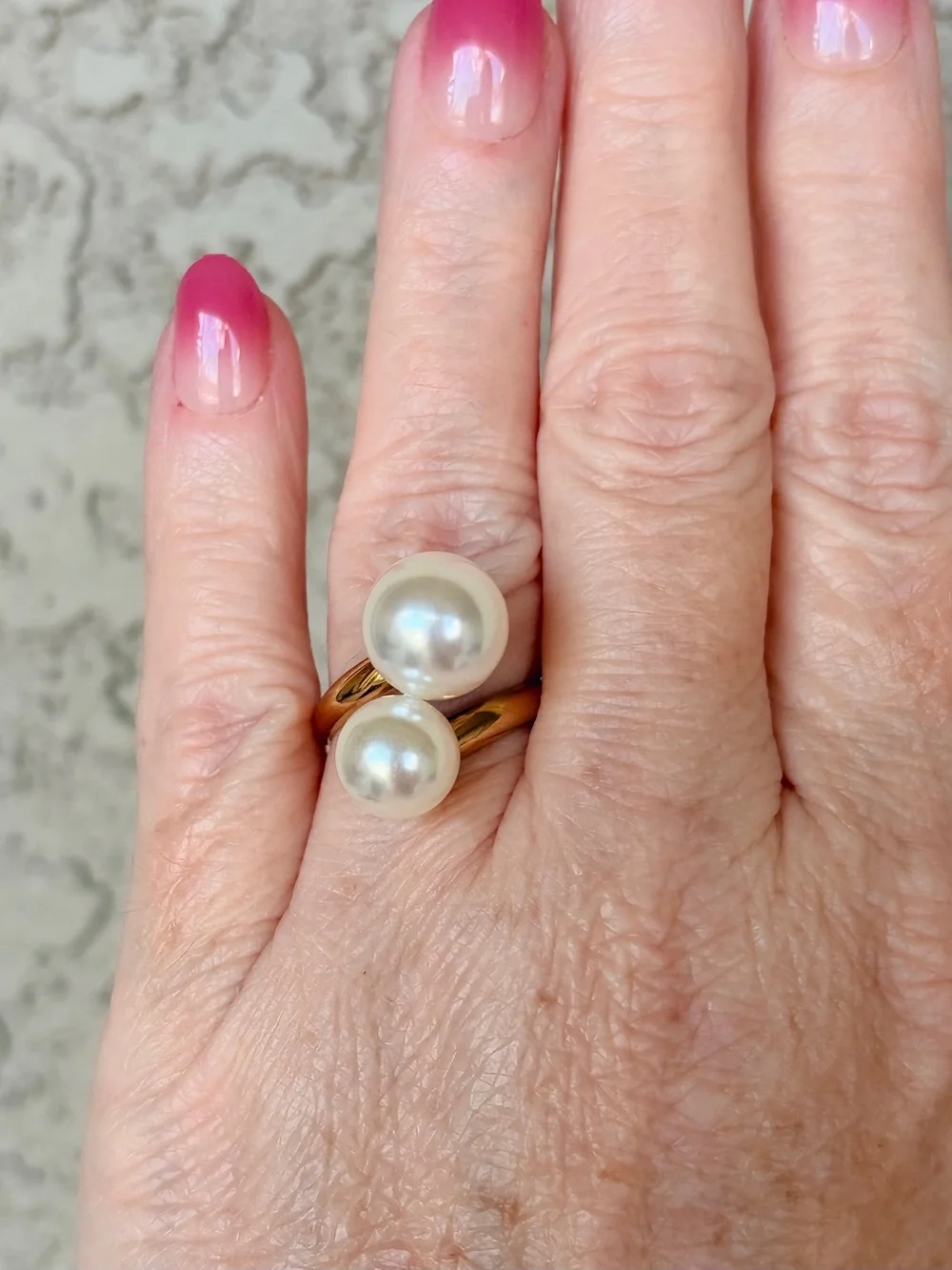 Luminous Gold Pearl Open-Top Ring in White Pearl
